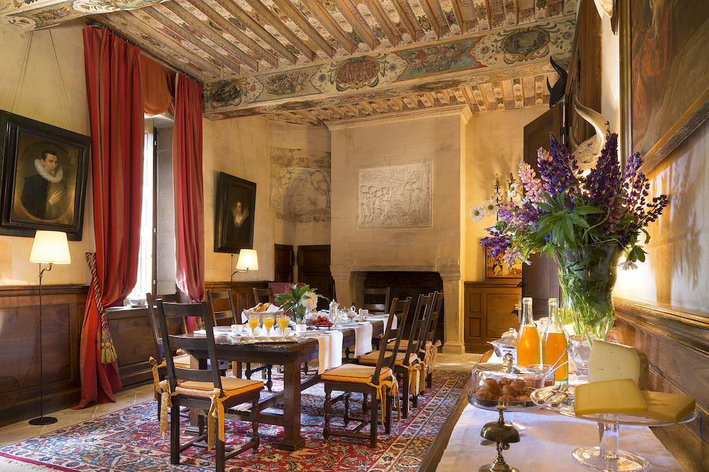 Chateau De Beneauville Bed & Breakfast Petiville  Bagian luar foto