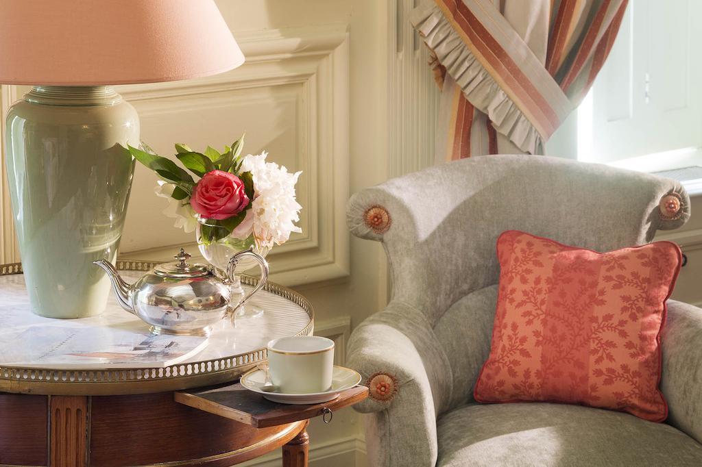 Chateau De Beneauville Bed & Breakfast Petiville  Ruang foto