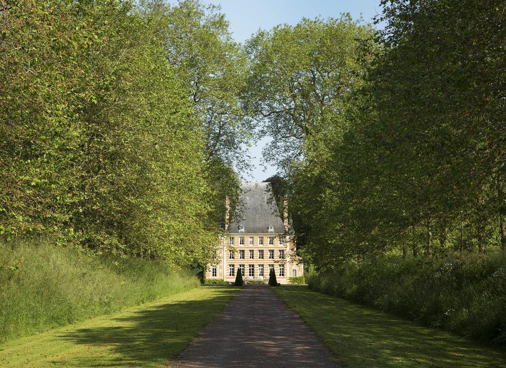 Chateau De Beneauville Bed & Breakfast Petiville  Bagian luar foto